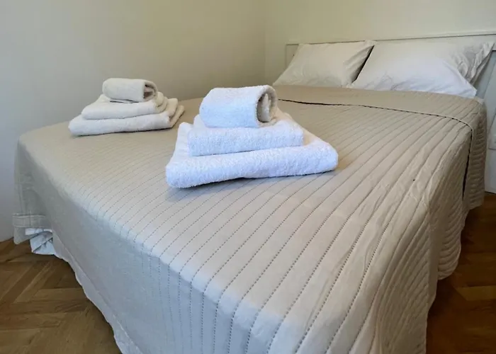 Spacious 2br In Center With Balcony